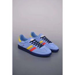 Handballs Spezially Navy Chaussures de course Femme Hommes Presque Jaune Noir Gris Marron Gum Bleu Clair Blanc Rose Clair Arctic Night Baskets k2