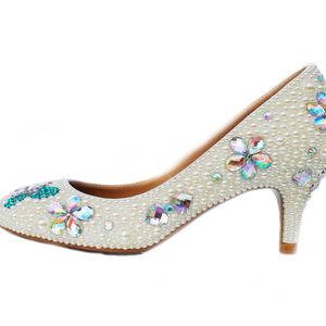 Zapatos de boda de tacón de gatito hechos a mano, zapatos de fiesta de graduación de banquete de perlas de marfil, zapatos de novia con diamantes de imitación, tacones de vestido Formal de punta redonda