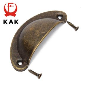 Poignées Poignées KAK 20PCS Rétro Métal Cuisine Tiroir Armoire Poignée De Porte Et Boutons De Meubles Quincaillerie Placard Antique Laiton Coquille Poignées 230311