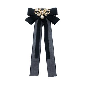 Handmad Stof Pearl Bow Brooch Crystal Bowknot Revers Pin Shirt Tie Cravat Collar Decoratie Sieraden voor Dames Accessoires