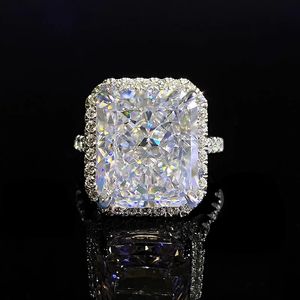 Handgemaakte 8ct Moissanite Diamond Ring 100% Echt 925 sterling zilveren Party Wedding band Ringen voor Vrouwen Mannen Engagement Sieraden