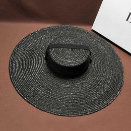 Chapeau de paille naturel noir fait à la main pour les hommes bandage bandage cravate largeur rondat de soleil derby protection solo chapeau de plage d'été 240327