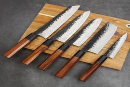 Faire en acier acier de cuisine japonais couteau au couteau nakiri à la main