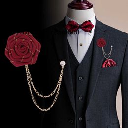 Handgemaakte stof Rose Flower Broche Crytal Tassel Chain Revers Pin Pak Shirt Corsage Broches voor Mannen Vrouwen Accessoires