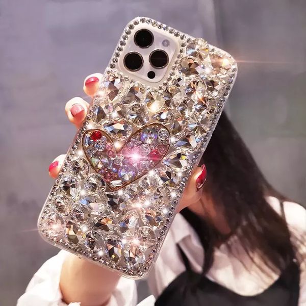 Hecho a mano para iPhone 14 13 PRO MAX Case de teléfono Rhinestone Love Heart 12 Full Diamond Crystal Luxury Girly Back Cover 11 XR x 14Pro