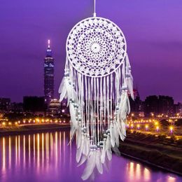 Circulaire de receveur de rêve en dentelle fait à la main avec des plumes décoration suspendue Ornement Craft Croched White Dreamcatcher Wind Chimes3843763