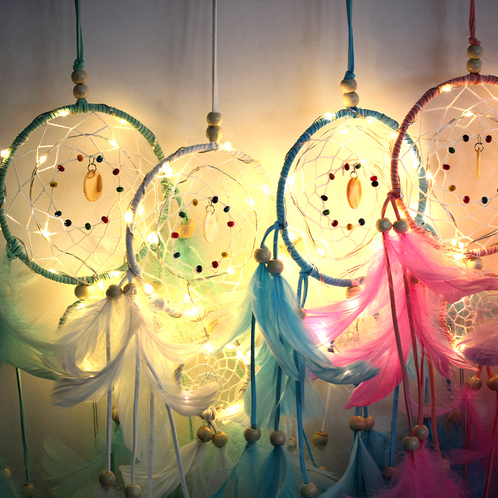 Handmade LED Light Dream Catcher Feathers Home Decoration Wall Hanging Ornament Gift Wind Chime Spedizione gratuita