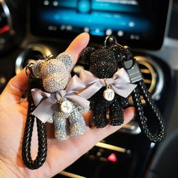 Hecho a mano de lujo creativo Rhinestone oso llavero moda punk animal oso llavero para mujer bolsa de coche colgante llaveros regalo 240106