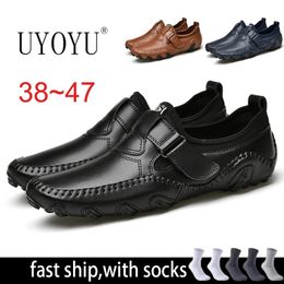 Fait à la main Octopus classique en cuir véritable mocassins hommes robe bateau chaussures chaussures d'entraînement conduite pois mâle pour hommes noir 240102