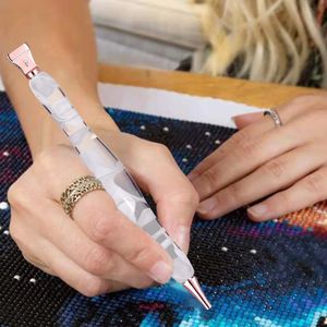 Résine à la main 5d Diamond Painting Art Drill Pen Stylus Kit Kit Tool Accessoires et Diamond Paint Art Pen Tips Tips Placer Placer