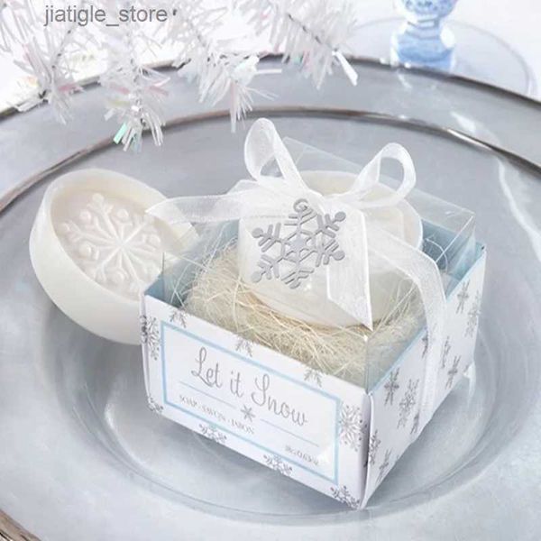 Jabón hecho a mano Navidad Copo de nieve Forma Jabón Actividad creativa Favores de boda Pequeño regalo Personalidad Y240401