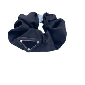 Handgemaakte dikke nylon dames rubberen band haaraccessoires dames home sieraden vrouw scrunchies voor meisjes 8-12 driehoeksvorm decoreren haarbinding eenvoudige zb055 e23