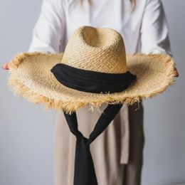 Handgemaakte Weave 100% Raffia Sun Hoeden voor Vrouwen Zwart Lint Lace Up Large Brim Stro Hat Outdoor Beach Zomer Caps Chapeu Feminino Y200602
