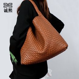 Sacs tissés faits à la main pour femmes, sacs à bandoulières décontractés à la mode, sacs d'aisselle de mère de grande capacité de style coréen