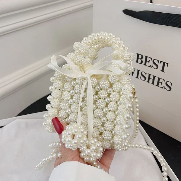 Perle tissée faite à la main pour femmes Luxury Perle Handbag Embraying Sacs Clutchs Fashion Party Purse Travel Crossbody Sac Lady 240514