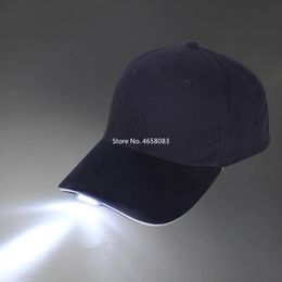 Casquette mains libres avec lampe frontale lumières LED super brillantes casquette de baseball unisexe chapeau de lampe de poche pour la pêche à la ligne lampe frontale de jogging 240220