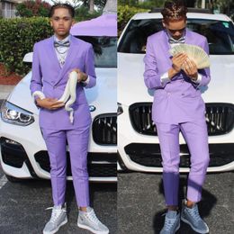 Guapo lavanda para hombres traje de lápida con pico de boda de dos piezas El novio usa blazers de fiesta de baile de doble pecho con chaquetas y pantalones