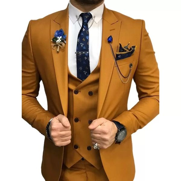 Beau Moutarde Hommes Costumes Smokings De Mariage 3 Pièce Marié Porter Un Bouton Slim Fit Prom Party Blazer Peaked Revers Garçons D'honneur Dîner Costume Veste Gilet Pantalon