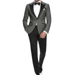 Knappe One Button Grey Wedding Men Past Peak Reverse Twee Stukken Business Bruidegom Tuxedos (Jacket + Pants + Tie) W1306