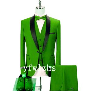 Beau One Button Groomsmen Châle Revers Groom Tuxedos Hommes Costumes Mariage / Bal / Dîner Meilleur Blazer Homme (Veste + Pantalon + Cravate + Gilet) W780