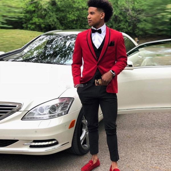 Hermoso diseñador rojo Trajes para hombre Un botón Padrinos de boda Esmoquin de boda Traje de novio con solapa con chaqueta Chaleco y pantalones Barato Prom Tuxedoa