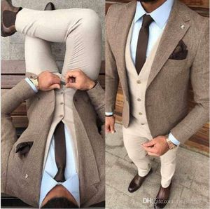 Knappe winter tweed stof man zakelijke pakken beige bruidegom smoking slanke pits mannen prom feestje las broek sets (jas + vest + broek + tie) W555