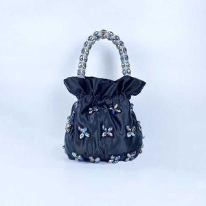 Sac en perle en acrylique à la main, sac à main de fée, sac de poignet triangle, sac féminin tendance et à la mode 240402