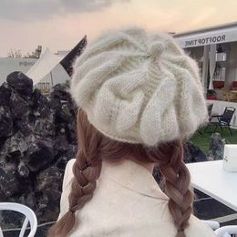 Laine tissée à la main pour femmes en automne et hiver, béret tricoté, chapeau bandeau, doux et chaud, chapeau à fleurs à crochet élégant