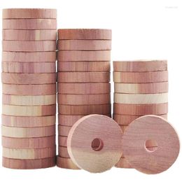 Cintres 40 paquets de blocs de cèdre aromatiques pour le rangement des vêtements, anneaux en bois naturel pour placard et tiroirs