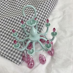 Hangers Leuke en mooie Koreaanse stijl meisje hart retro kristallen kroonluchter vorm hanger student slaapkamer wasknijper decoratie rek