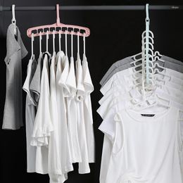 Hangers Multifunctionele opvouwbare magische hanger Negen-gaats roterende kledingkast Drogen Thuis Slaapkamer Opslaghouder