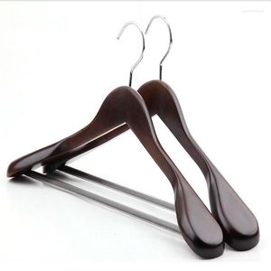 Hangers rekken 4 stks/lot volwassen massief houtpak voor kleding pennen vintage el houten huishoudelijke hanger