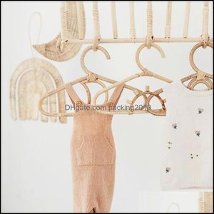 Hangers rekken kleding housekee organisatie huizen tuin rattan muur haken zon/maan/zonnebloem/regenboog kinderkleding organisator rekkleding