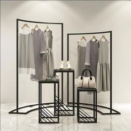 Cintres supports magasin de vêtements présentoir dans l'armoire de l'île boutique pour femmes barre horizontale en fer Art251D