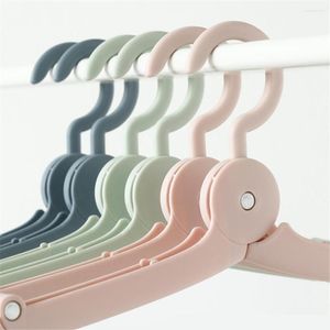 Hangers reiskledinghanger draagbare vouwbare multifunctionele magische stretch droogrek huisgarderobe opslag