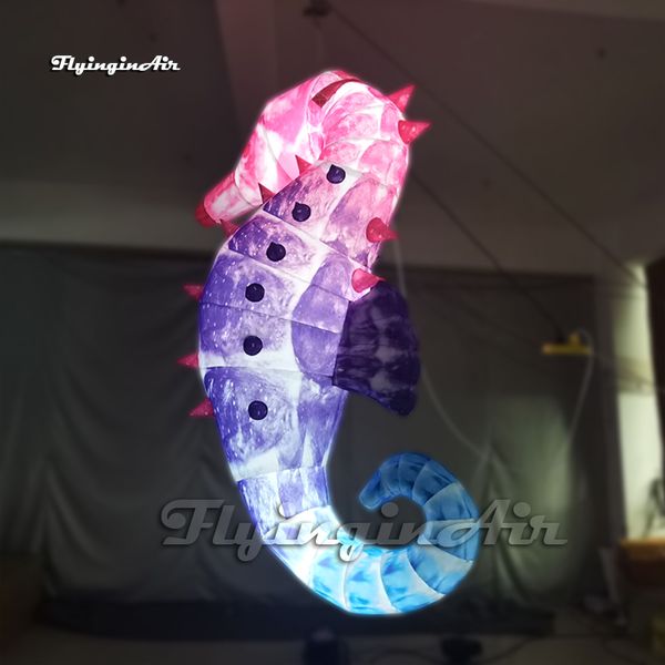 Suspendu coloré LED gonflable Balon de mer cartoon de dessin animé Animal Modèle pendent Air Souffler le cheval de mer avec une lumière RVB pour la décoration de la fête