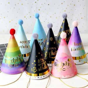 Casquette de fête d'anniversaire pour enfants, boule en fourrure pour bébé et adulte, décoration d'anniversaire, chapeau coloré série rouge, casquettes en papier