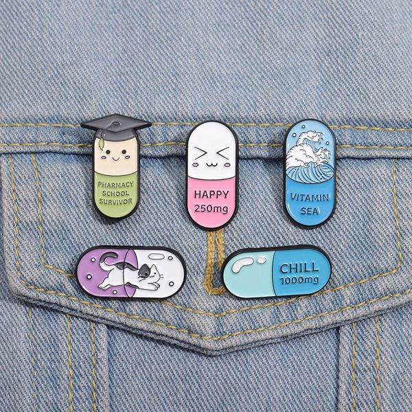 Happy Capsule PILL ENAMEL PIN SEA ÉCOLE SÉCURICE DURIVER PHARMACIST BROOCH BADGE BIJELRY Gift for Medical Student