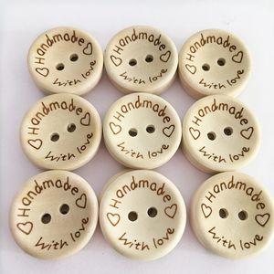 100 -stcs/lot houten knoppen kleding decoratie bruiloft decor handgemaakte letter hou van diy ambachten plakbooking voor naaimakjes accessoires