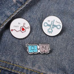 Happy Lucky Email Pin Science and Chemistry Beaker Experiment Broches Metal Badge voor Backpack Hat Bags Sieraden Gift voor Lover