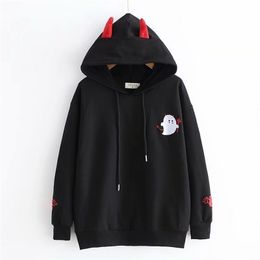 Harajuku Hoodies Fille Petit Diable Cornes Gothique Sweats À Capuche Femmes Automne Lolita Lâche Pulls Tops Noir Blanc 201028