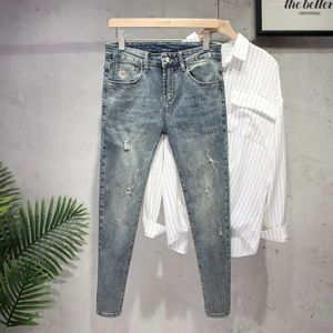 Harajuku été coréen street style vintage mens vêtements pantalons de luxe pour hommes slim denim classique jeans cool pantalon pour hommes 240517