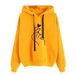 Sudadera de mujer Harajuku y sudadera con capucha de sudadera con capucha de dedo del corazón del corazón de color rosa color amarillo para mujeres 210809