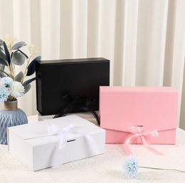 Boîte-cadeau pliante en carton dur Boîte d'emballage de sous-vêtements de vêtements Flash Sacs de boîte-cadeau en papier spécial pour le mariage Emballage de faveur Christmax