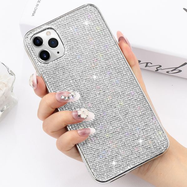 Étuis rigides en strass pour PC Glitter Bling pour Iphone13 Pro Max X Xr Xs 8 7 11 12 Crystal Case