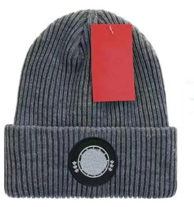 Chapeau 966 Deigner Carf Cadeau Deigner Beanie Canada Tricoté Femmes Bonnet Cap Gooe Imprimé Brodé Chapeau De Laine Fahion Hommes Claic Chapeau