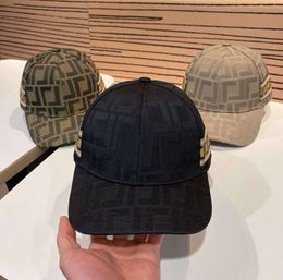 muts en sjaal Ball Caps Luxurys Desingers Letter Baseball Cap Damespetten Manempty borduurwerk Zonnehoeden Mode Vrije tijd Ontwerp Blokhoed 7 Kleuren Geborduurd Gewassen