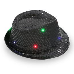 Sombrero para hombre Sombrero de diseñador Sombreros de jazz LED Luz intermitente Gorras Fedora Gorra de lentejuelas Vestido de lujo Sombreros de fiesta de baile Lámpara de hip-hop unisex Gorra luminosa GGA2564