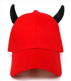 Hat Mens Horn Devil Spring Autumn Automne coréen Fashion Baseball Cap et femmes Caps Halloween Baseball CAP3896542