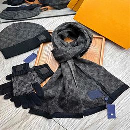 Conjunto de gorro, bufanda y guantes para hombre y mujer, bufanda de diseñador, sombrero, guantes, invierno, esquí al aire libre, cálido, unisex, conjunto de caja de 3 piezas